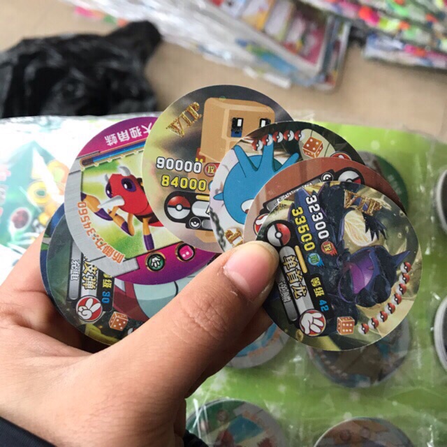 Sỉ thẻ bài Pokemon hình tròn bằng nhựa bóng VIP ( vỉ 30 gói, gói 7 thẻ khác nhau)