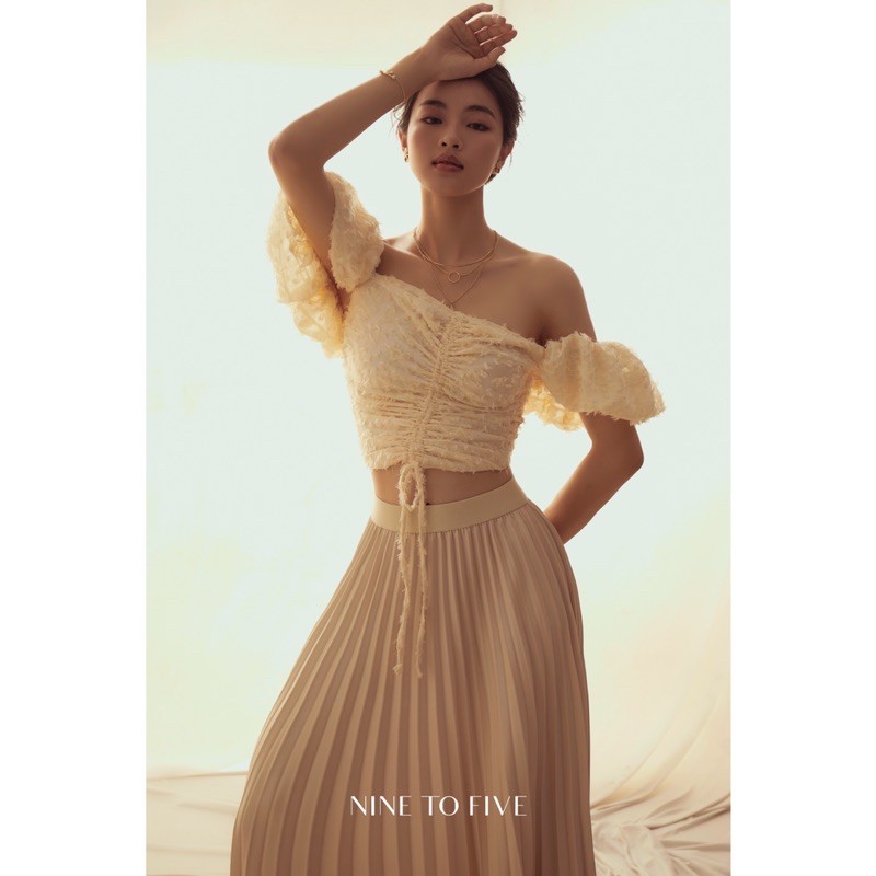 NineToFive - Áo Iris