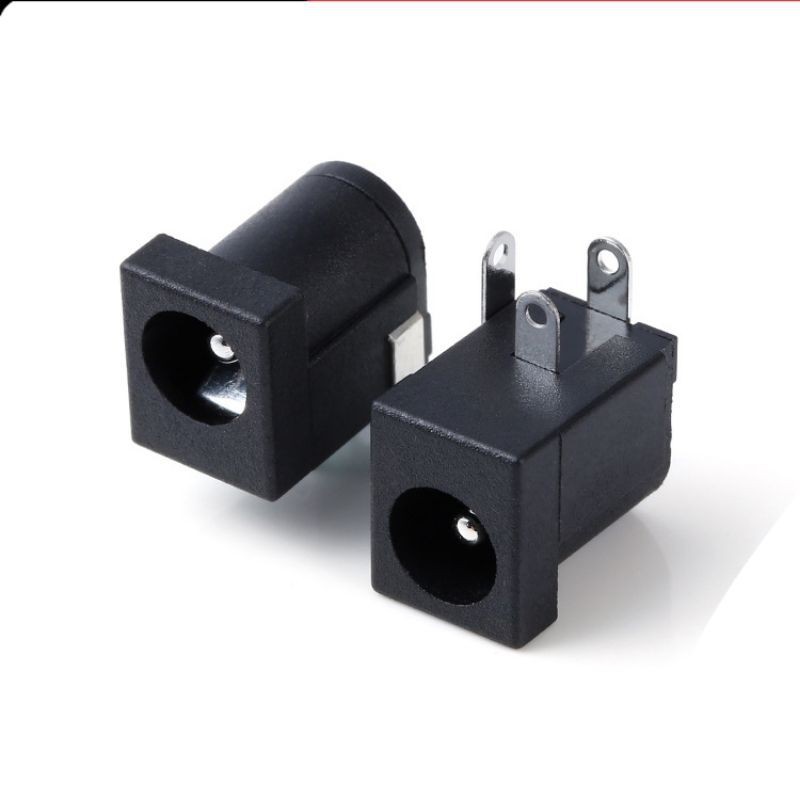 Jack DC 5,5mm×2,1mm *