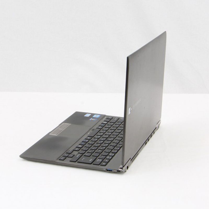 Laptop Toshiba Dynabook R734 core i5 4300M tặng balo, chuột quang, bàn di chuột | BigBuy360 - bigbuy360.vn