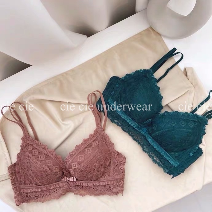 Áo lót ren không gọng đệm dày 4cm hỗ trợ nâng đẩy tạo khe A978