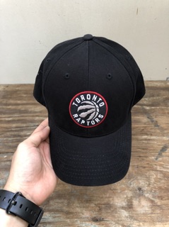 Nón bóng chày logo toronto, form tròn đứng