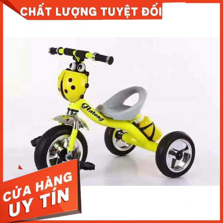 Xe ba bánh con ong bình nước cho bé