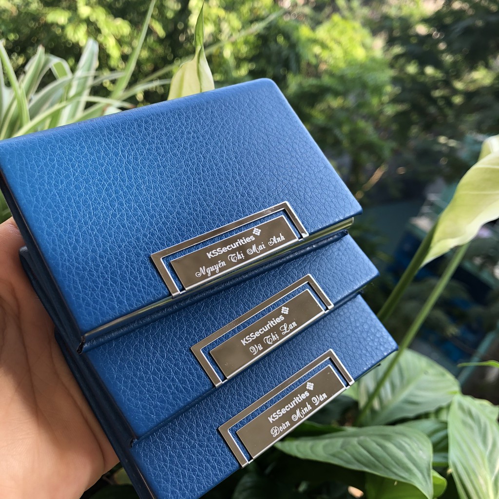 Đặt khắc tên hộp đựng card visit, thẻ ATM, name card giá rẻ nhất shope khắc tên
