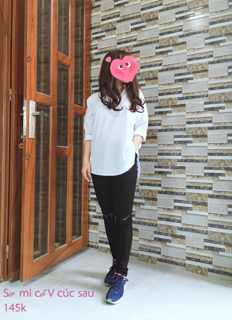👚Áo Sơ Mi cổ V phối cúc sau 😍
