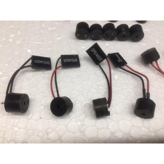 Loa phát ra tiếng Beet tín hiệu cho máy tính