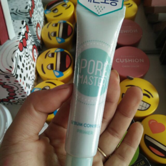 Kem Lót Kiềm Dầu Pore Master Sebum Control Primer Aritaum