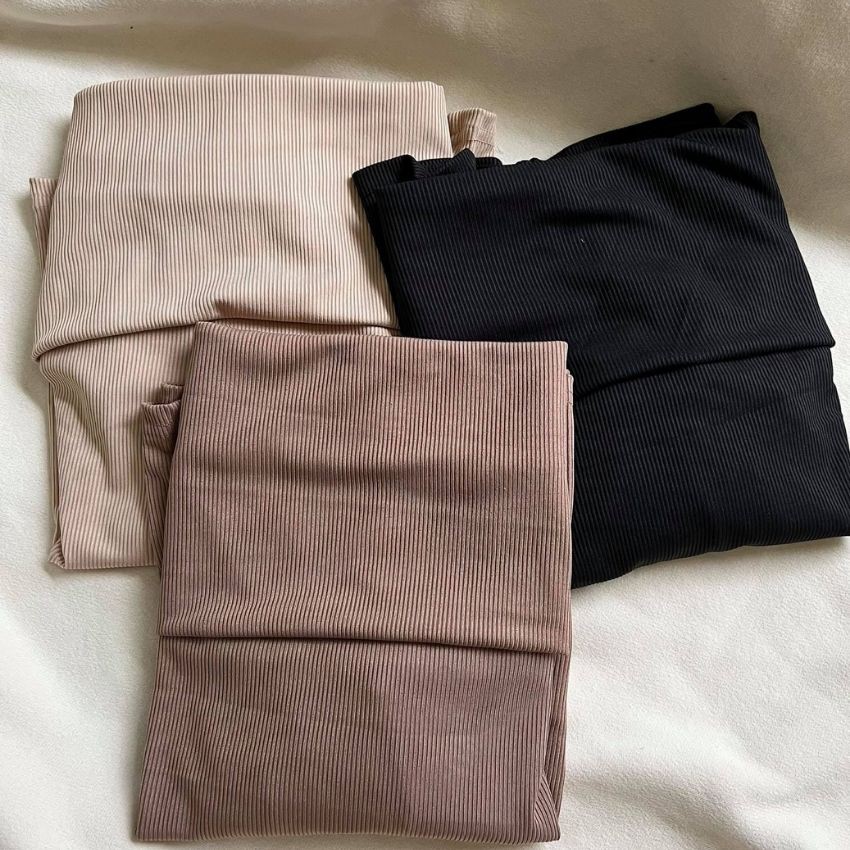 Áo len tăm nữ dài tay trễ vai kiểu dáng Hàn Quốc cực xinh, chất len mỏng thích hợp cho những ngày thu và ngày lạnh nhẹ | BigBuy360 - bigbuy360.vn