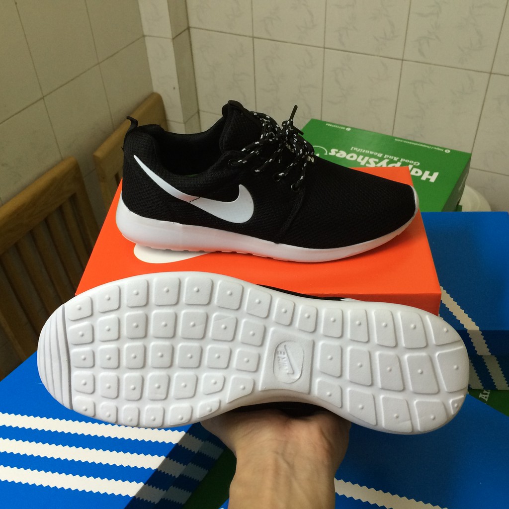 Giày sneaker nam nữ - Roshe run