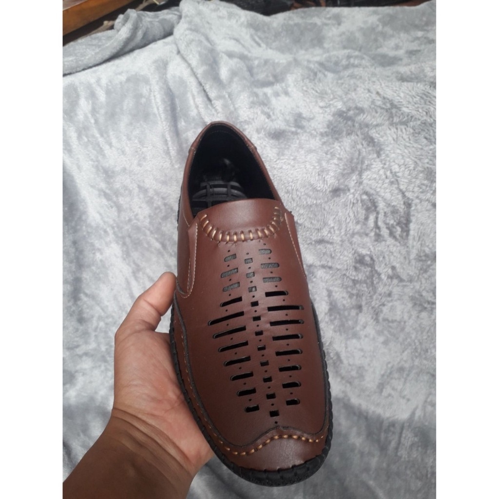 Giày Da Nam Mùa Hè Đục Lỗ Thoáng Khí Mẫu Hot | BigBuy360 - bigbuy360.vn