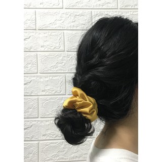 Dây Buộc Tóc, Cột Tóc Scrunchies Chất Vải Lụa Cao Cấp Sang Chảnh
