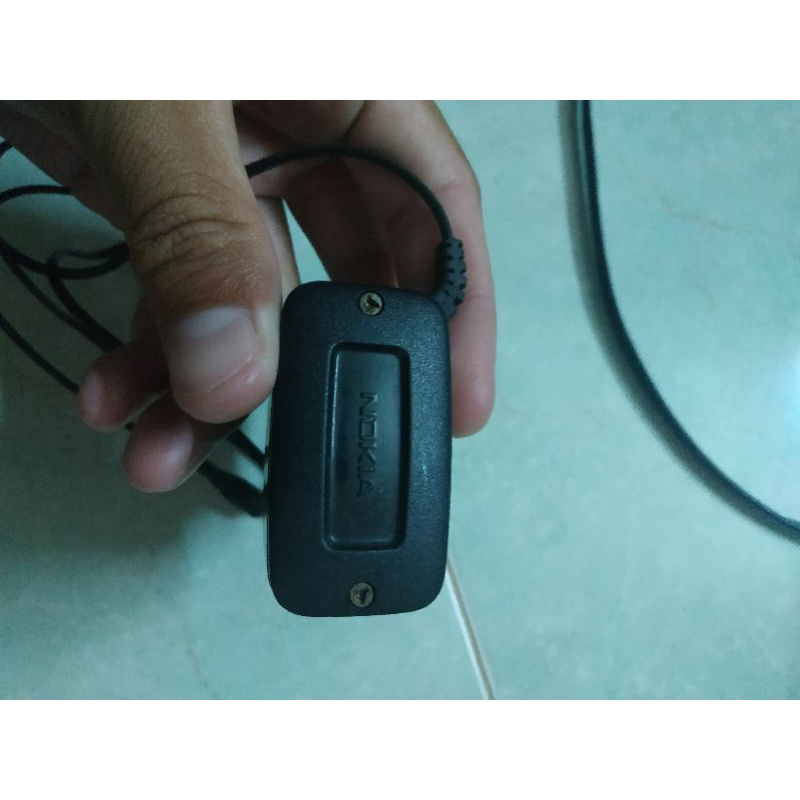 Sạc zin nokia chui nhỏ