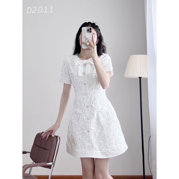 Đầm ren dư tiệc trăng tinh khôi thanh lịch sang trọng