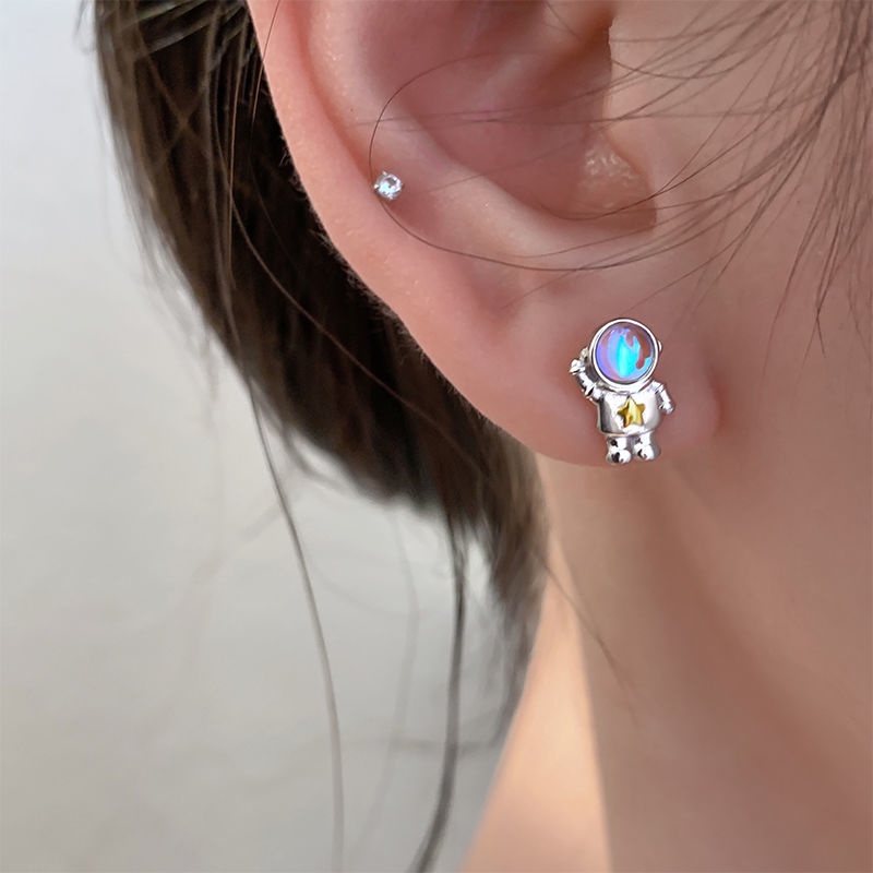 Bông Tai Mạ Bạc 925 Hình Phi Hành Gia Xinh Xắn