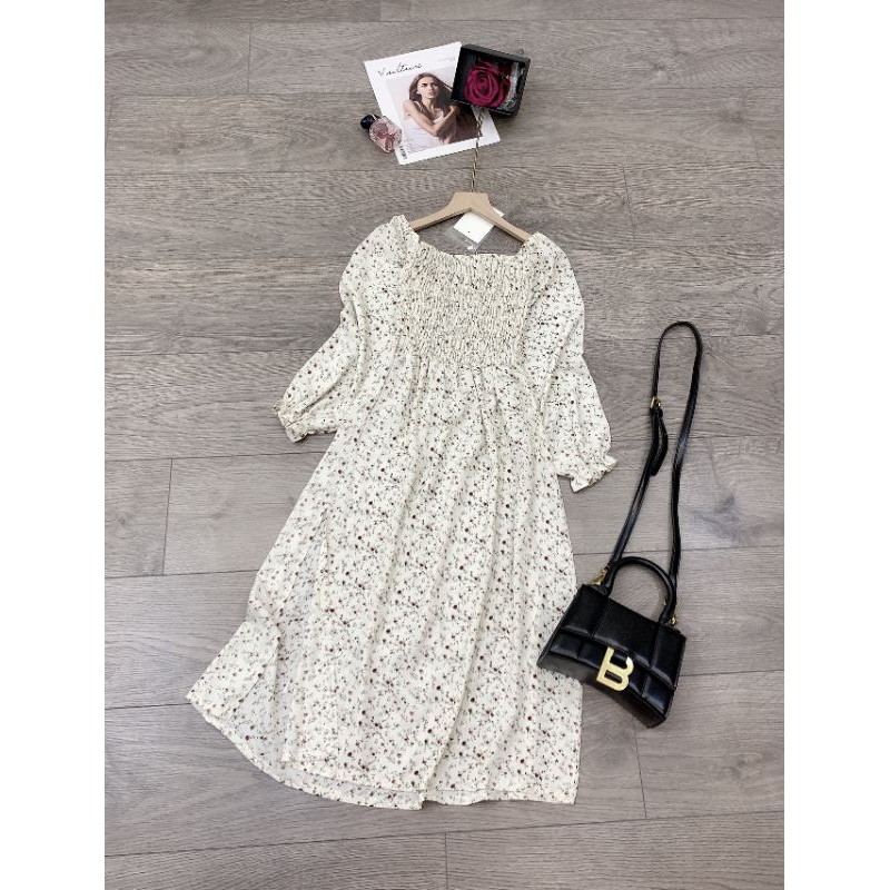 Váy maxi hoa nhí nâu nền trắng, xẻ tà siêu hot | BigBuy360 - bigbuy360.vn