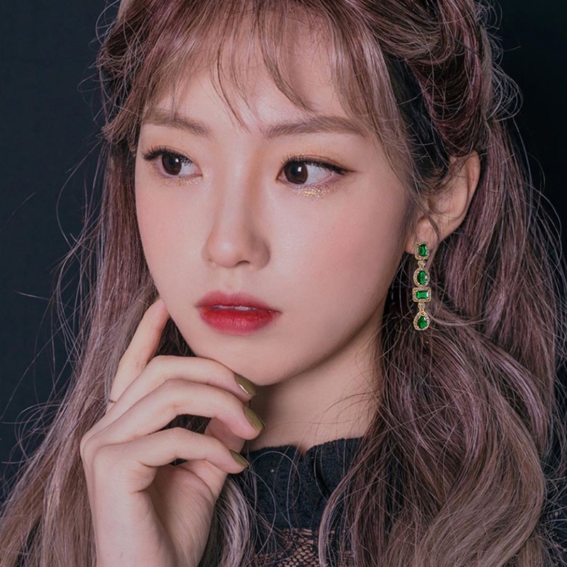 Đôi Bông Tai Mạ Bạc 925 Dáng Dài Đính Đá Thời Trang Cho Nữ