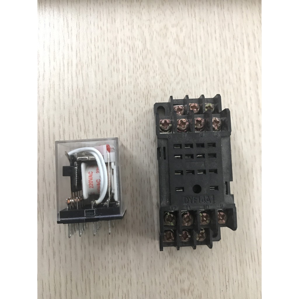 Rơ le trung gian 220VAC 14 chân