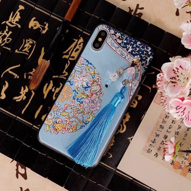 Ốp điện thoại cổ trang