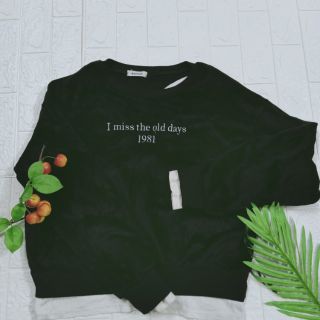 Lô sơ áo nỉ nhung và giày hàng si hoàng thi