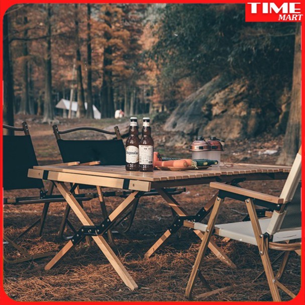 Bàn gỗ gấp gọn camping dã ngoại tiện dụng có túi đa năng. Bàn cắm trại xếp gọn chất liệu gỗ, phù hợp du lịch và đcamping