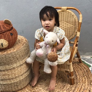 Ghế mây đọc sách dành cho trẻ em dành cho bé từ 1-7 tuổi, tải trọng 60 kg, cao 49 cm rộng 30 cm, chân cao 10 cm