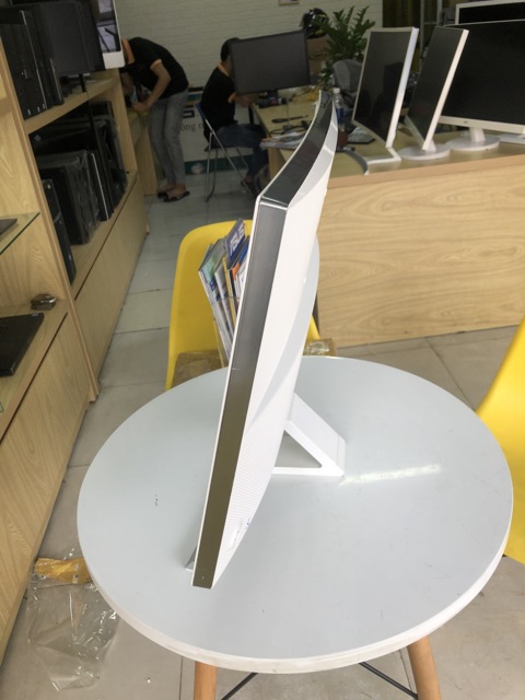 Màn hình Samsung 27″ LS27E591C Curved LED. | BigBuy360 - bigbuy360.vn