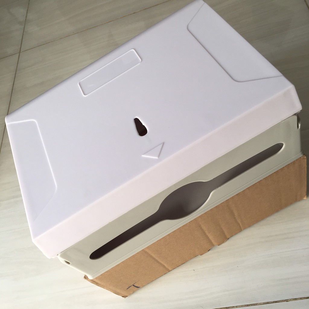 Hộp đựng giấy lau tay rút kéo - hộp đựng giấy treo tường - hop dung giay lau tay màu trắng | BigBuy360 - bigbuy360.vn