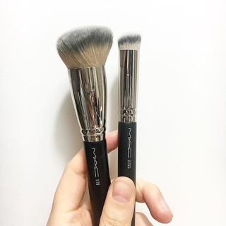 Cọ che khuyết điểm  MAC 270S Synthetic Mini Rounded Slant Brush