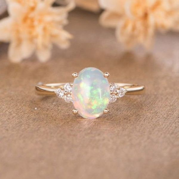 Nhẫn Đính Hôn Mạ Vàng 18K Đính Đá Opal Tự Nhiên