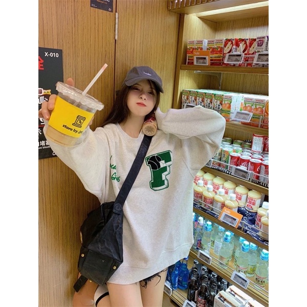 Áo Sweater Màu Xám Chữ F Thêu