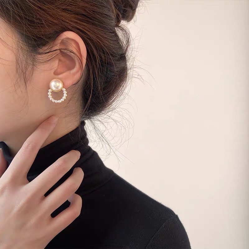 Khuyên tai nữ hình tròn viền hạt thanh lịch H12