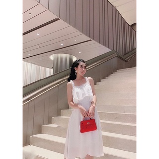 Đầm maxi trắng dây hở lưng
