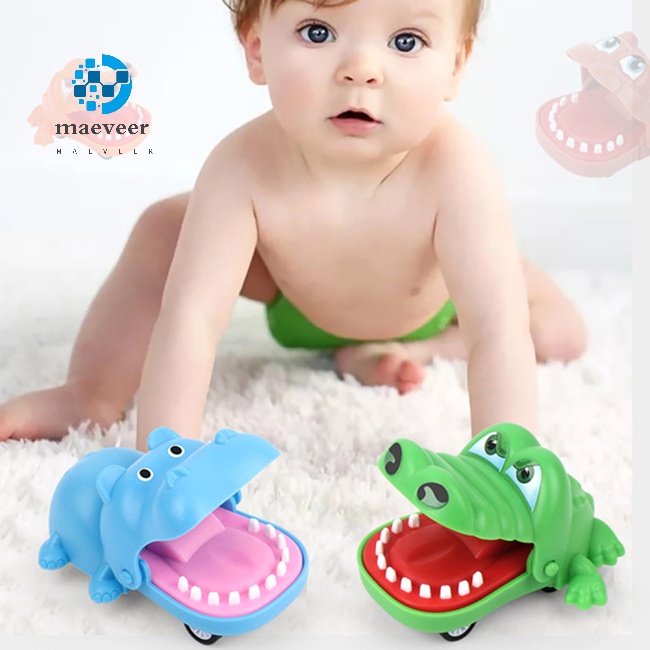Đồ chơi ô tô kéo lùi hình cá sấu cắn tay đáng yêu vui nhộn cho bé