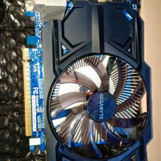 Card Màn hình GIGABYTE GTX 750Ti 2Gi Ram5. 1Fan. Hàng đẹp.