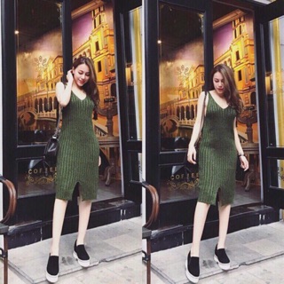 Pass yếm len màu rêu