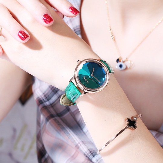 Đồng hồ nữ đeo tay dây da Guou mặt gương chính hãng chống nước tuyệt đối 6034 | BigBuy360 - bigbuy360.vn