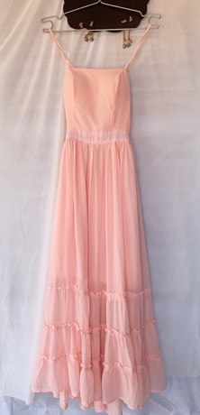 Đầm maxi đi biển