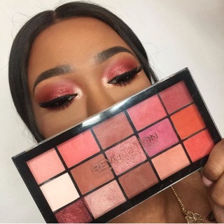 Phấn mắt Makeup Revolution 15 ô