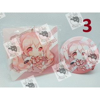 Set móc khóa và huy hiệu Vocaloid
