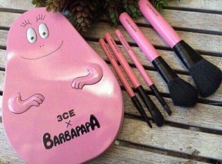 BỘ CỌ 5 CÂY BARBAPAPA BRUSH KIT