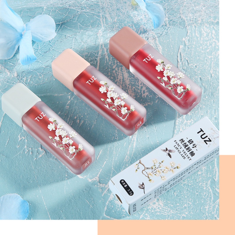 Son kem lì TUZ Ireneda mịn mượt như nhung giữ ẩm môi và làm sáng da