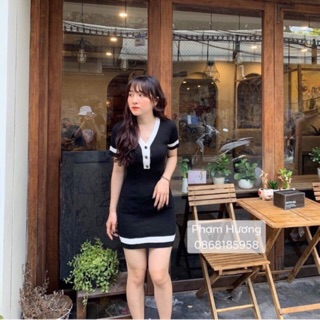 Đầm len body cổ tim có cúc phối viền nổi bật