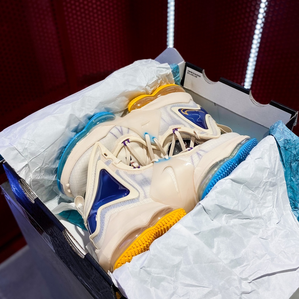 Giày chính hãng Nike LeBron 19 'Minneapolis Lakers' - DC9339 200
