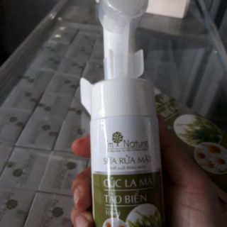 Sữa rửa mặt cúc la mã tảo biển