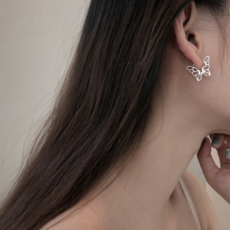 Đôi Bông Tai Hình Bướm Mạ Bạch Kim Xinh Xắn Cho Nữ
