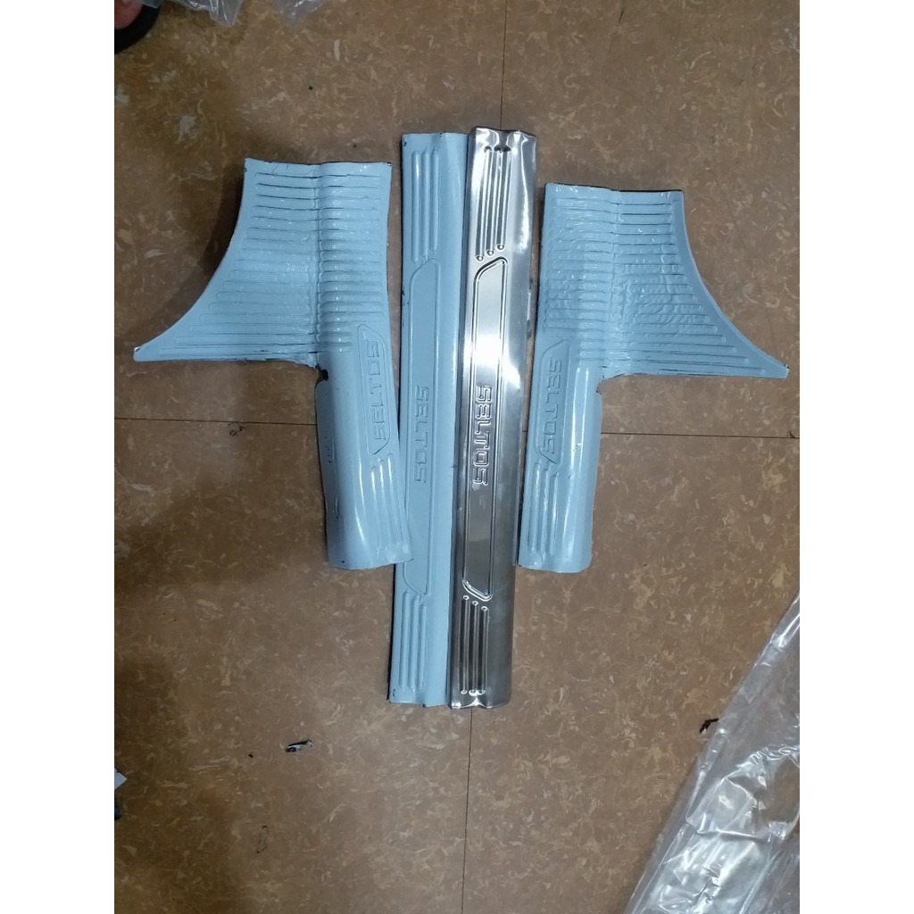 Bộ 8 nẹp bước chân Trong + Ngoài Inox Cho xe Kia Seltos