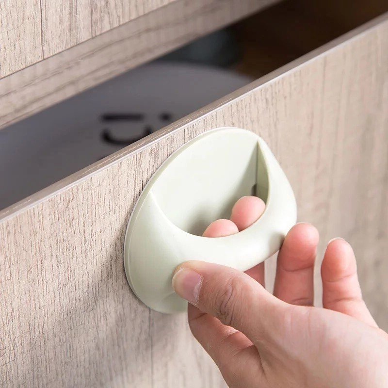 Dụng Cụ Hỗ Trợ Kéo Cửa,Tủ Bằng NHựa (Hàng Mới Về)