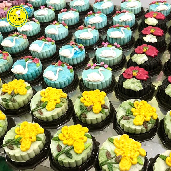 Khuôn silicon hình thiên nga làm bánh