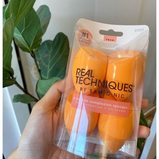 M út tán nền Real Techniques - Miracle Complexion Sponge