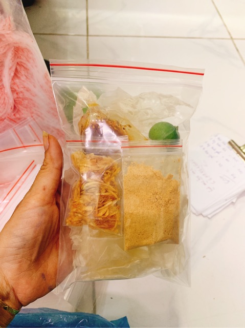Bánh tráng hành phi muối nhuyễn